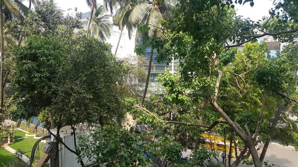 Bentley Hotel Marine Drive มุมไบ ภายนอก รูปภาพ