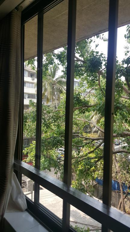 Bentley Hotel Marine Drive มุมไบ ภายนอก รูปภาพ